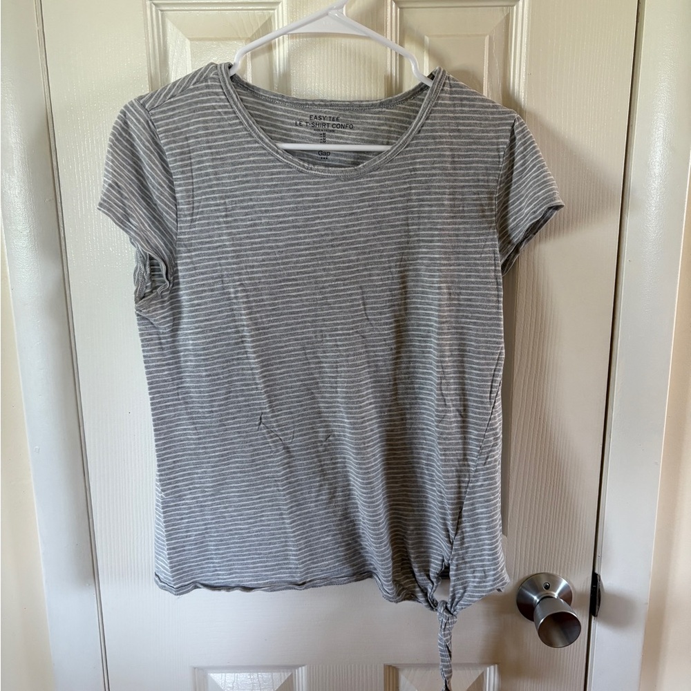 GAP - Gray Stripe Tie-Hem Women's Tee